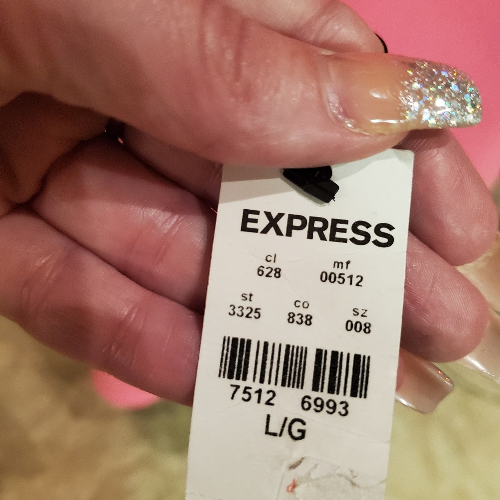Express Top - Picture 2 of 4